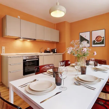 Homie Karmeliten Apartment Wurzburg